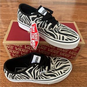 NWT Vans, Doheny Decon Metallic Zebra, Women’s, Size 5